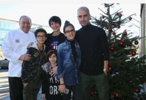 Cristina Serra with Family